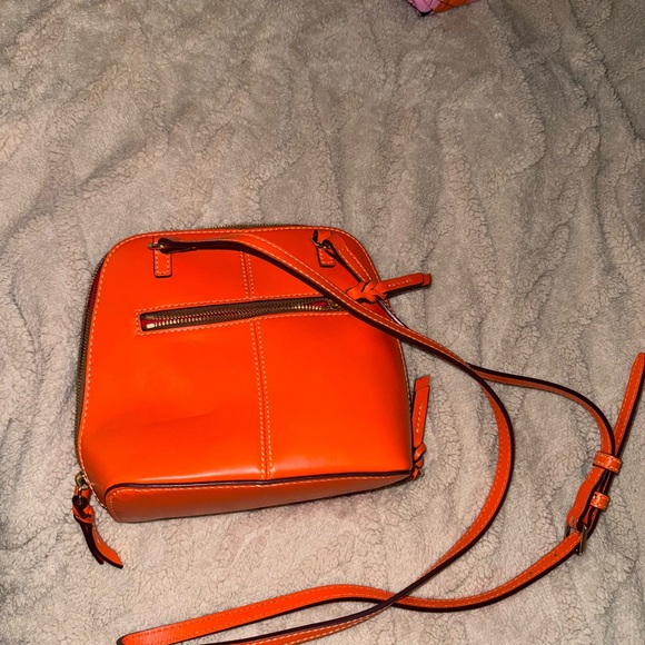 Dooney and Bourke orange Trixie crossbody bag - Picture 5 of 5